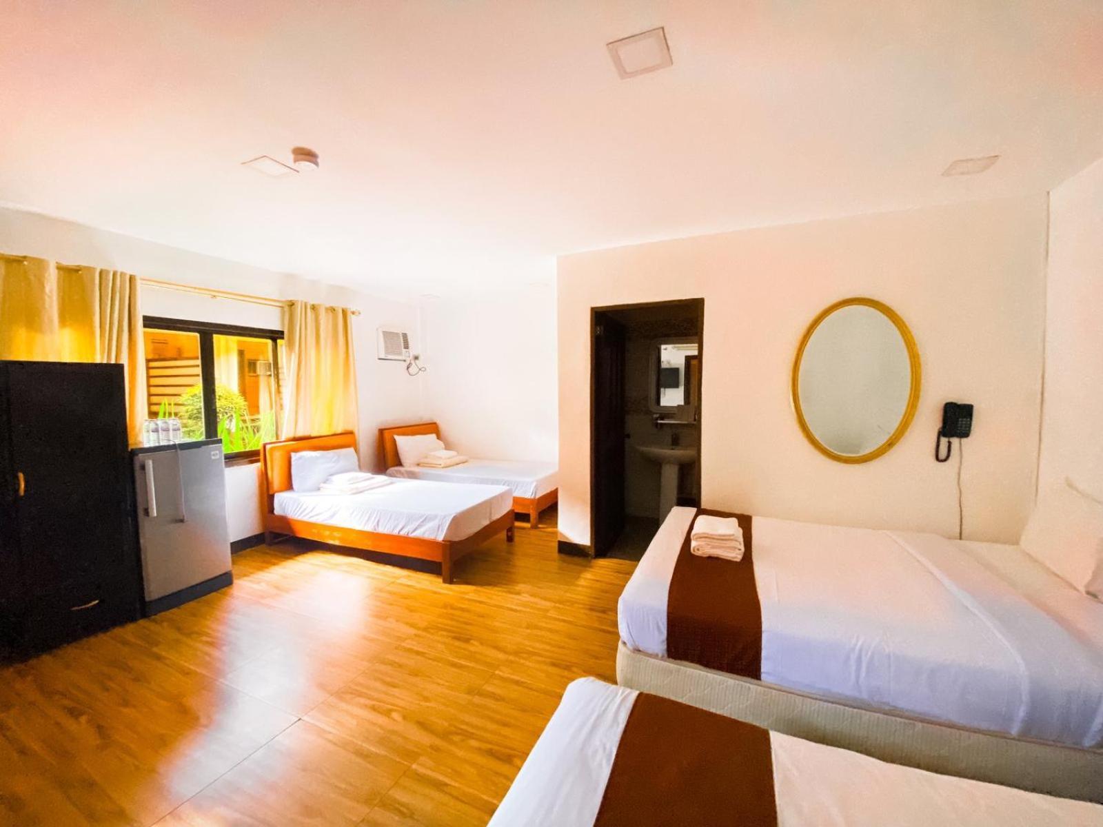 Hortz Hotels And Resorts Тагайтай Экстерьер фото