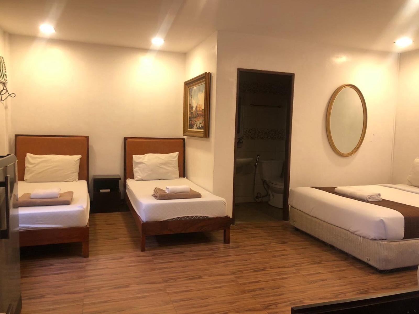 Hortz Hotels And Resorts Тагайтай Экстерьер фото