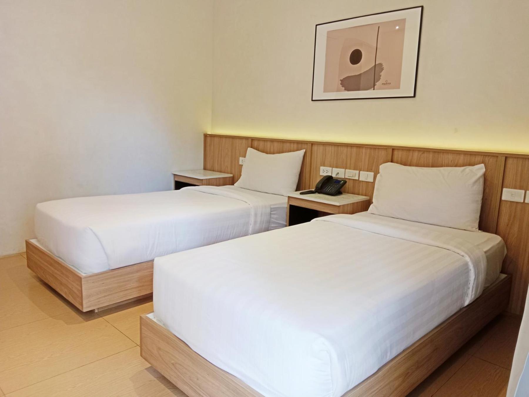 Hortz Hotels And Resorts Тагайтай Экстерьер фото
